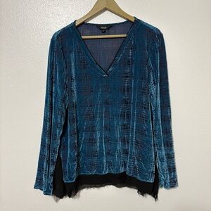 Simply Vera Vera Wang XL Teal Black Velvet Burnout Long Sleeve Mesh Hem Shirt